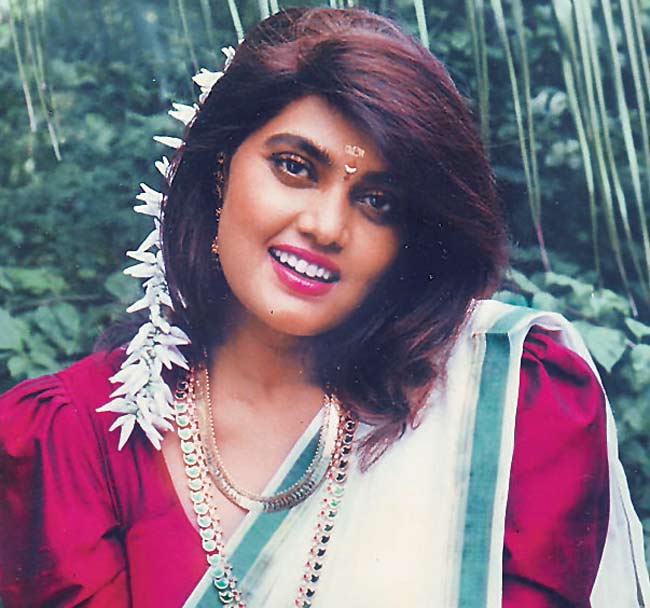 silk smitha, layanam