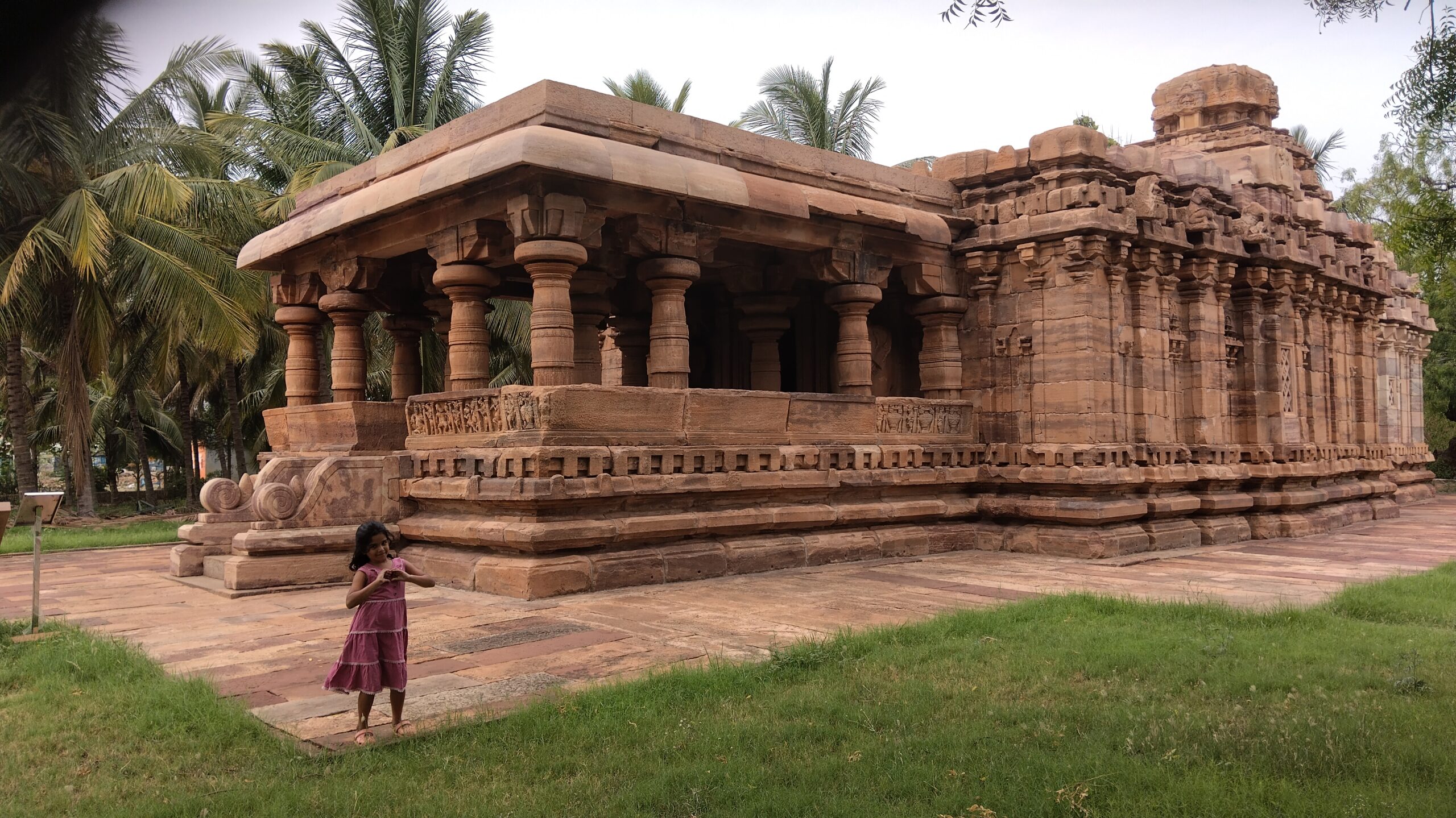ജൈന ടെമ്പിൾ പട്ടടക്കൽ