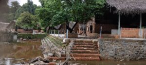 അക്കരെ കൊട്ടിയൂർ അമ്പലം